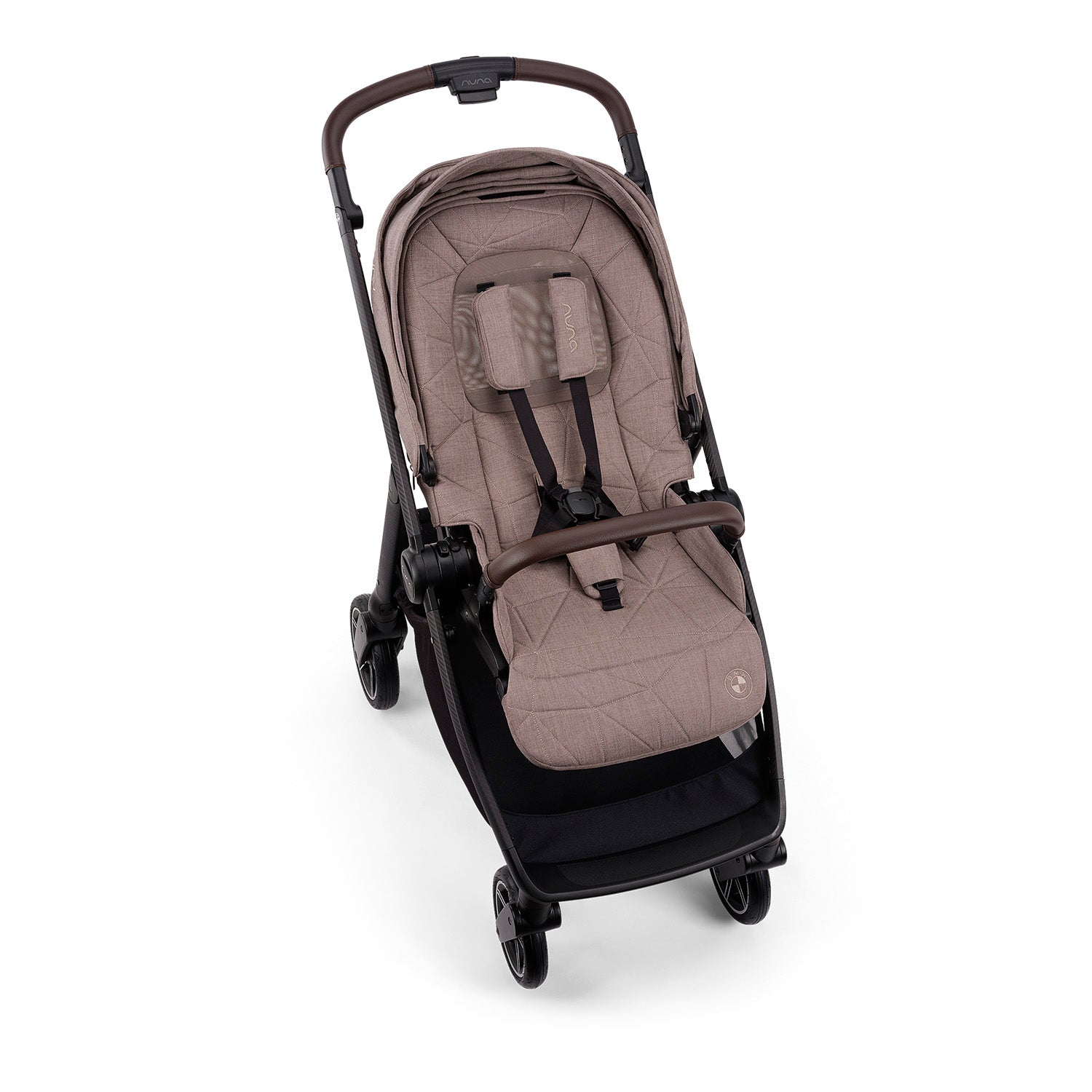 Coche de bebé compacto Nuna Swiv™ BMW Umber