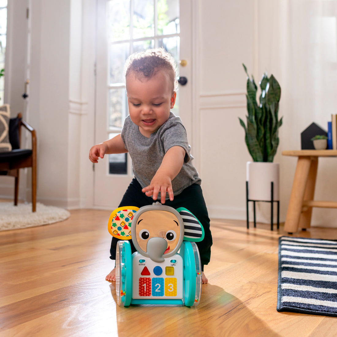Juguete Para Gatear Baby Einstein Chase & Tap Earl 16923