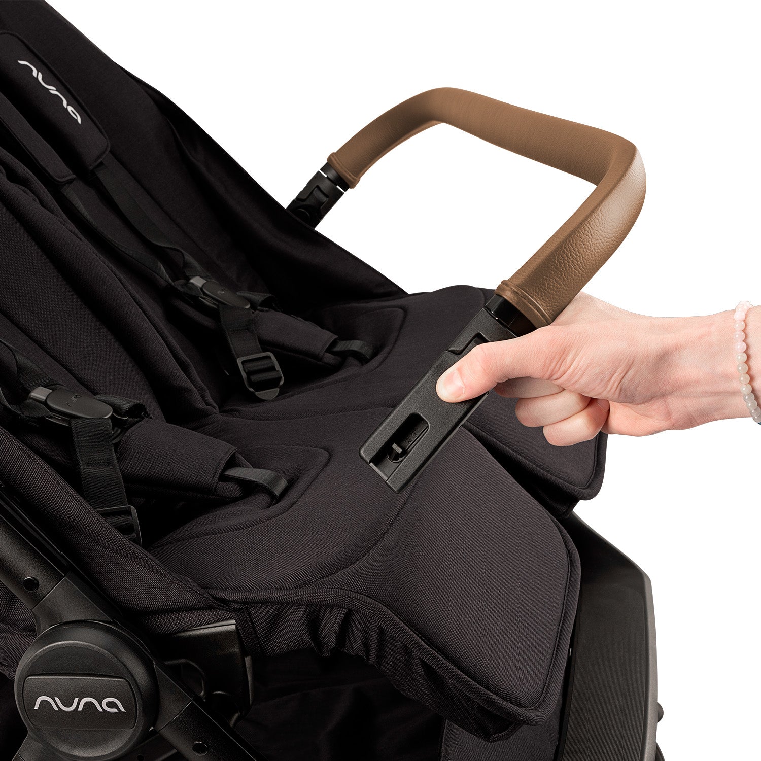 Coche Bebe Nuna Ultracompacto Para Avión Trvl™ Doble Caviar