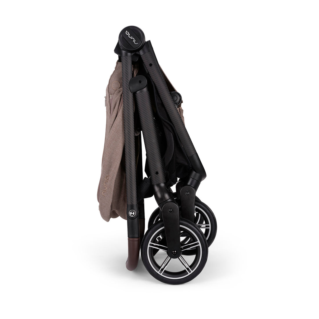 Coche de bebé compacto Nuna Swiv™ BMW Umber