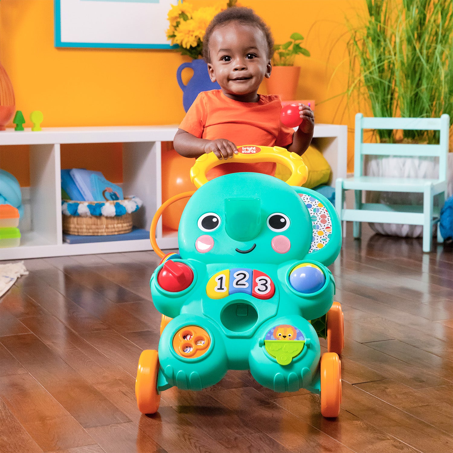 Andadera Elefante Bebe Bright starts™ Verde 12892