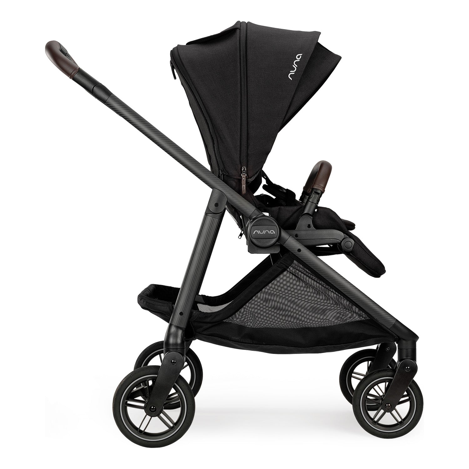 Coche de bebé compacto Nuna Swiv Caviar