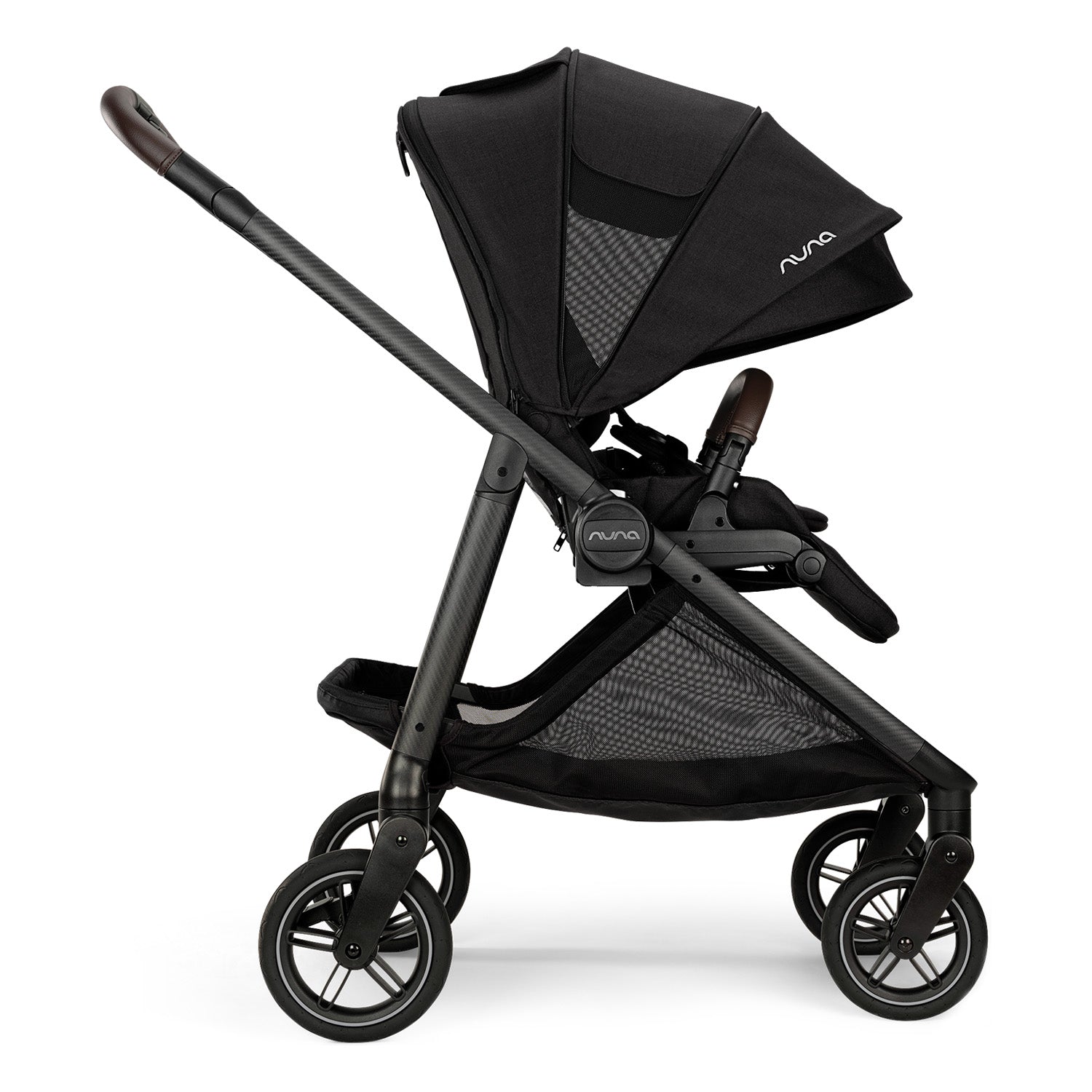 Coche de bebé compacto Nuna Swiv Caviar